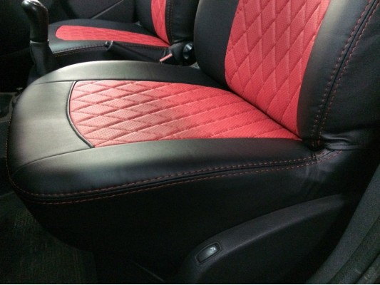 Авточехлы на Renault Sandero Stepway Авточехлы на Renault Sandero Stepway